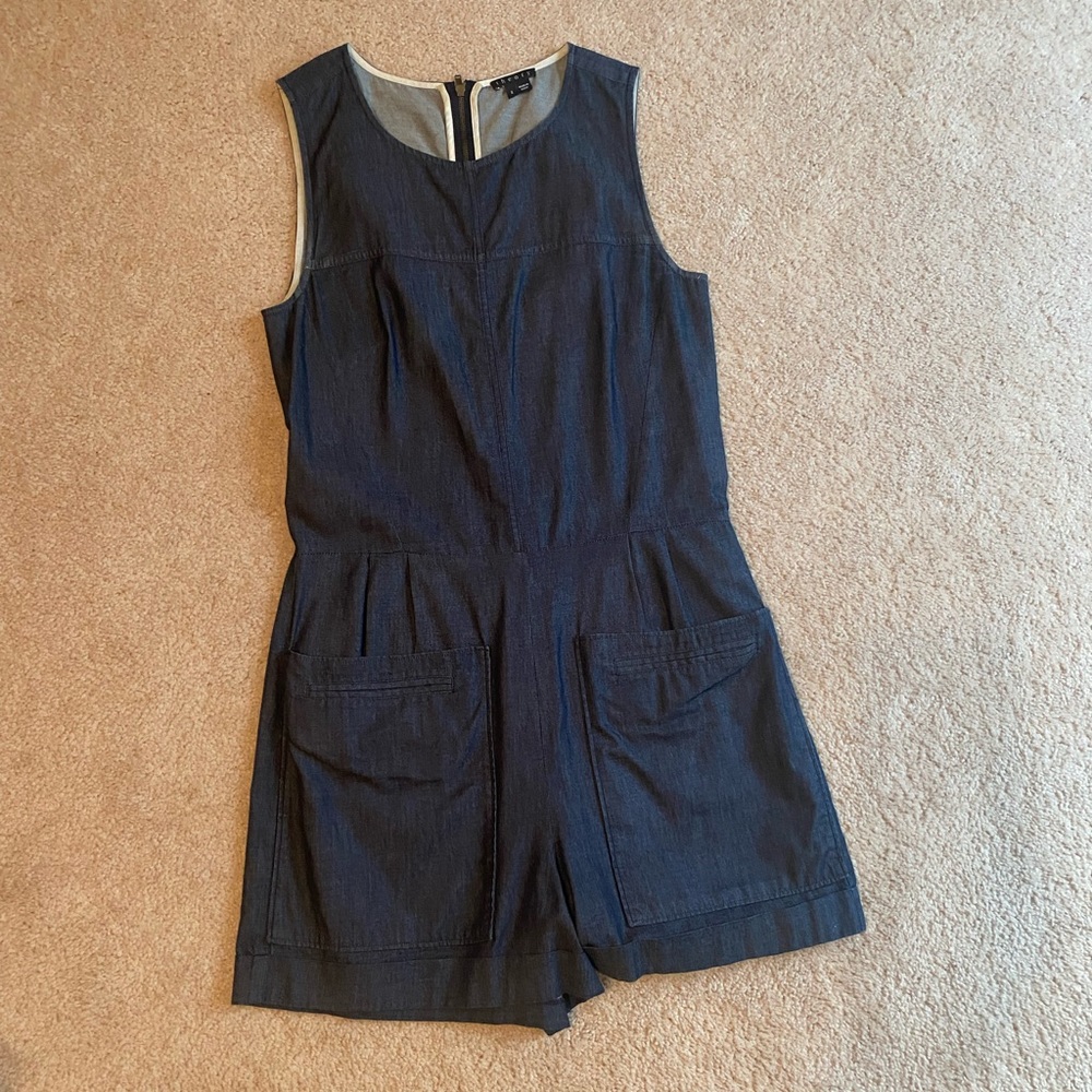 Theory romper